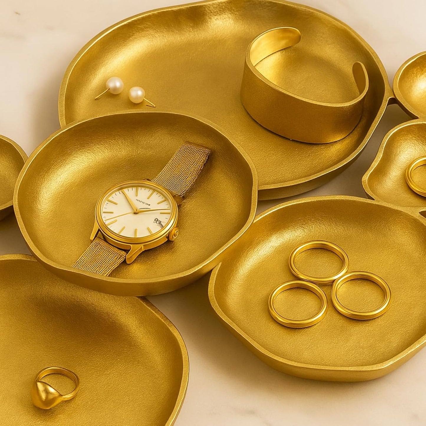 🍽️ Cluster Decorative Bowls – Bright Gold Iron Appetizer Serving Tray